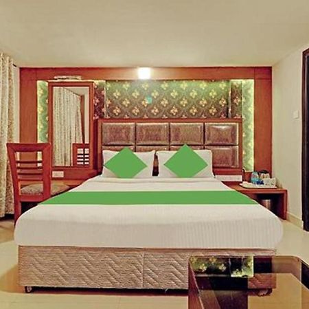 Pine Tree Boutique Hotel Chennai Bagian luar foto