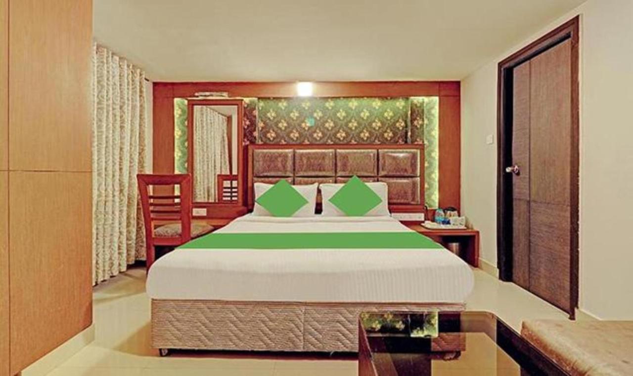 Pine Tree Boutique Hotel Chennai Bagian luar foto