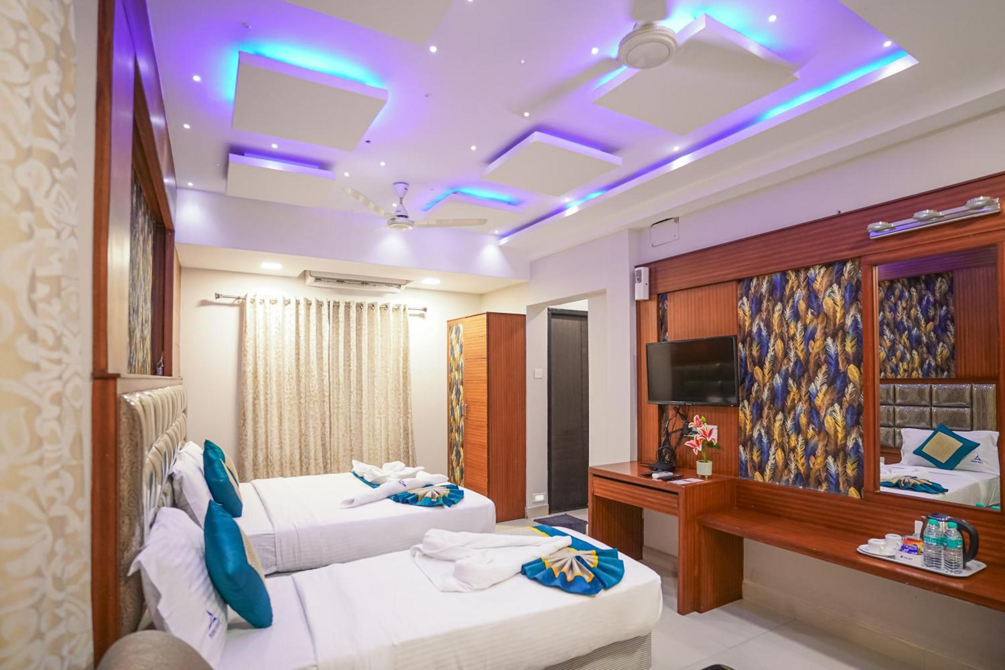 Pine Tree Boutique Hotel Chennai Bagian luar foto