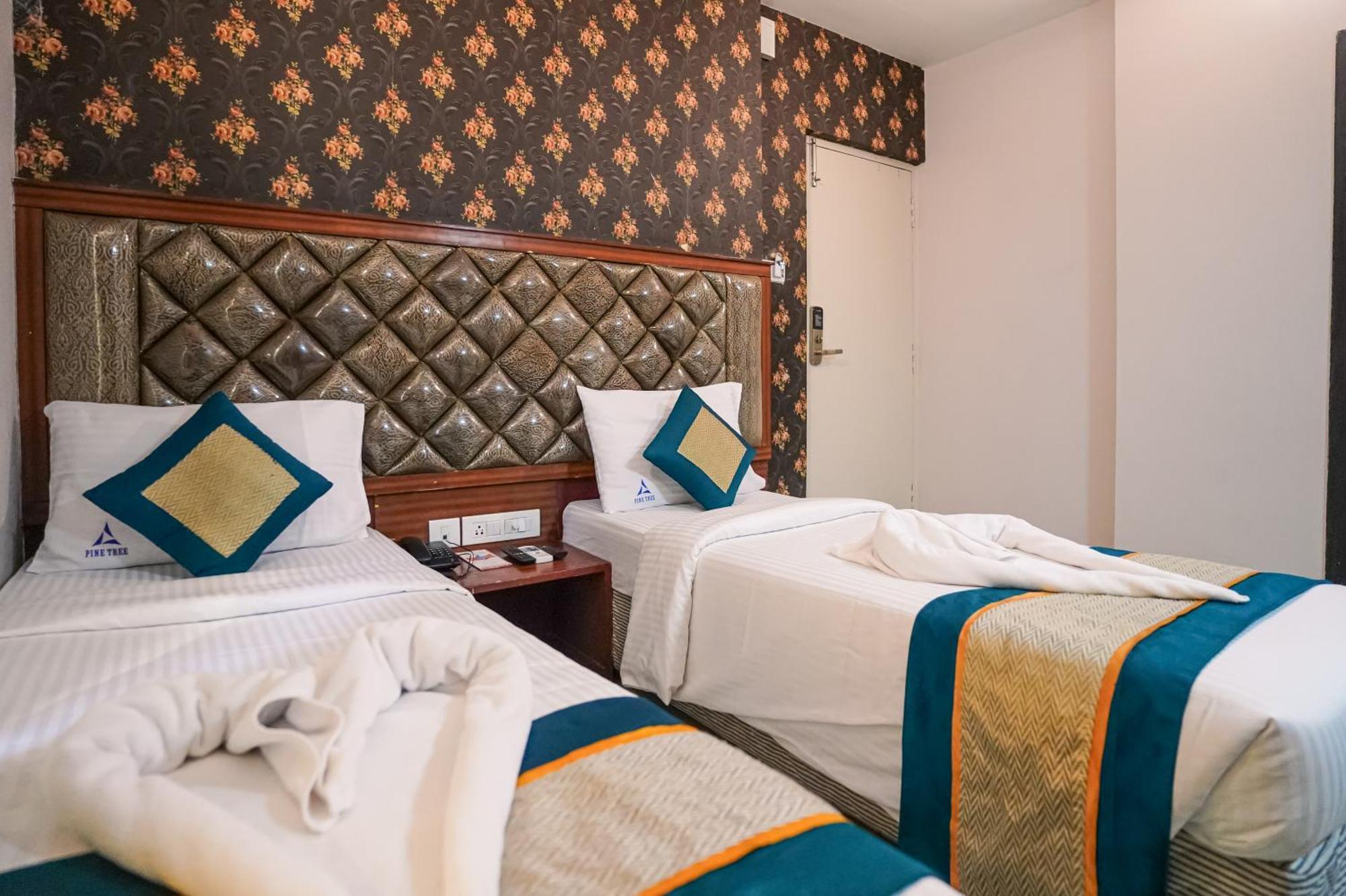 Pine Tree Boutique Hotel Chennai Bagian luar foto