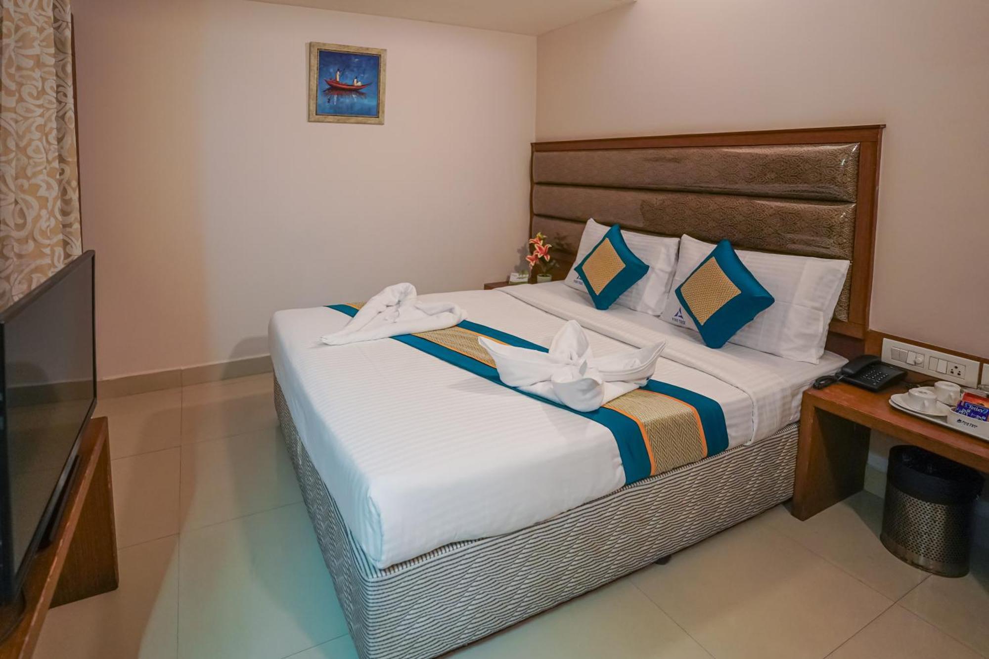 Pine Tree Boutique Hotel Chennai Bagian luar foto