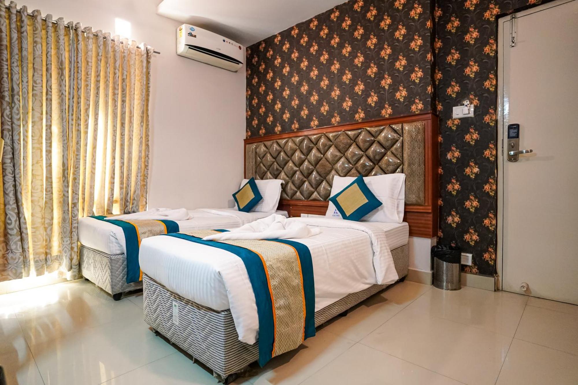 Pine Tree Boutique Hotel Chennai Bagian luar foto